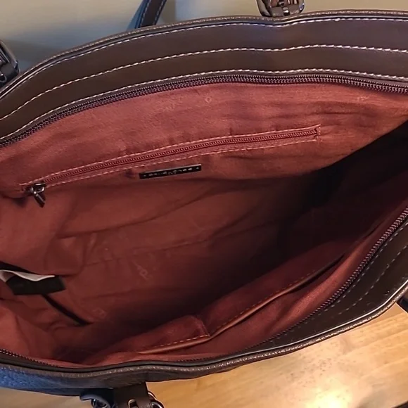 DAVID JONES PARIS Adrift Faux Leather Shoulder Bag - Picture 14 of 16